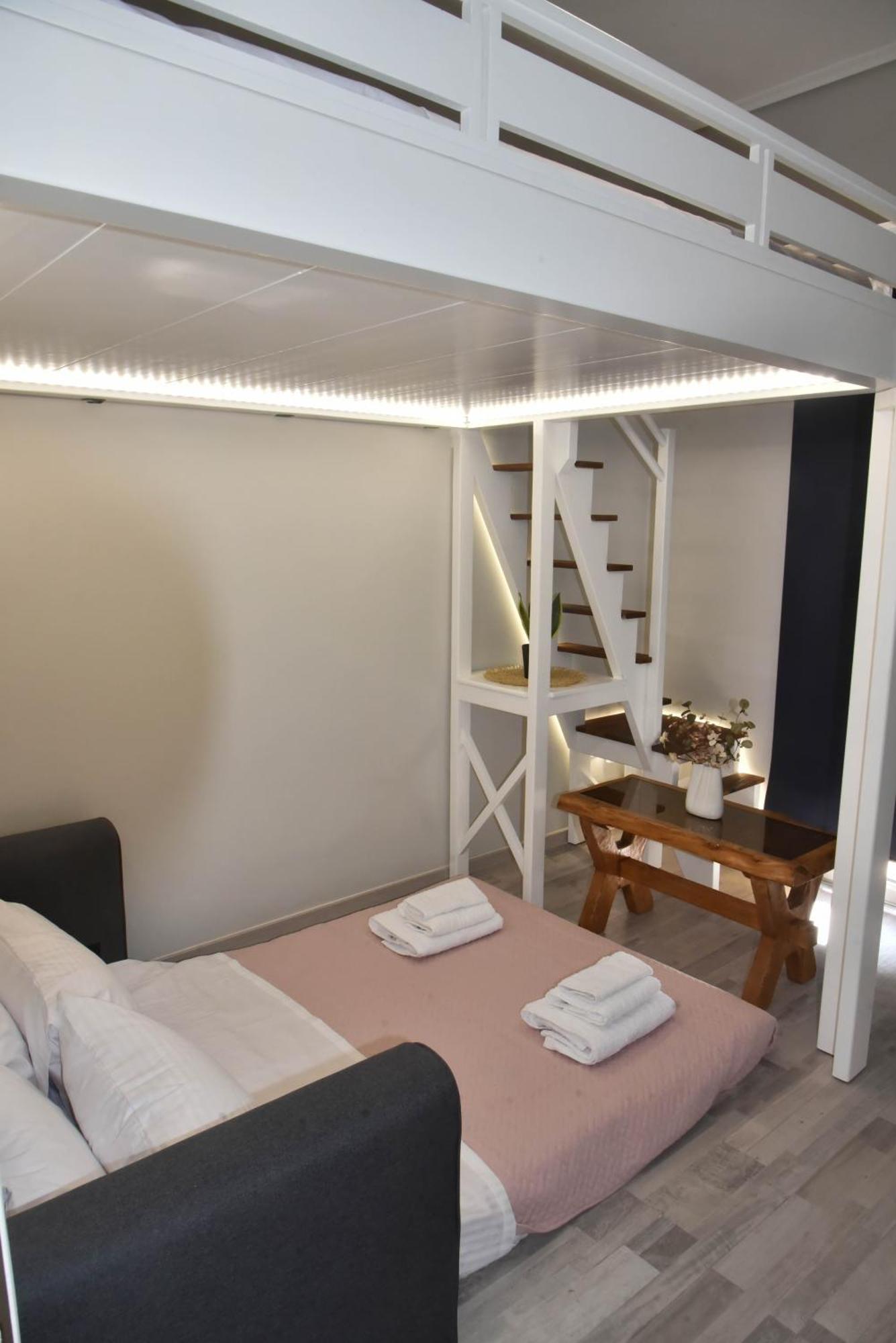 F K Apartments Artemida  Esterno foto
